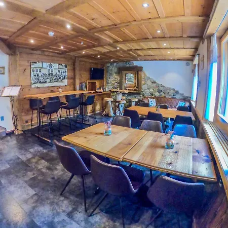 Hotel Alpina 3*