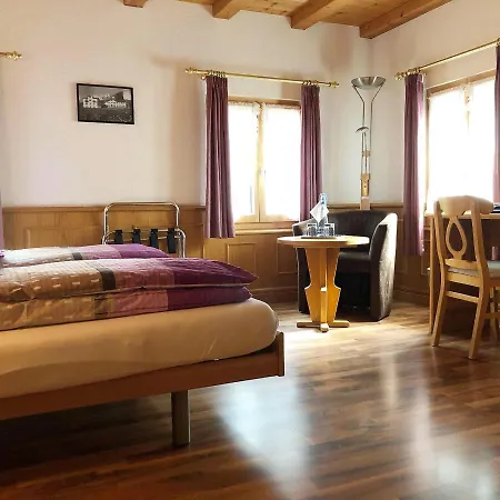 Hotel Alpina