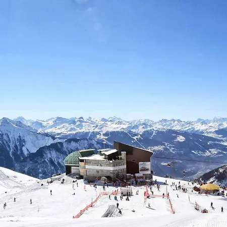 阿尔皮纳酒店 酒店